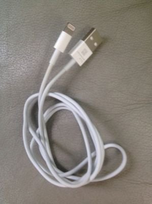 APPLE IPHONE 5S IOS 8 UYUMLU USB 3.0 DATA KABLO